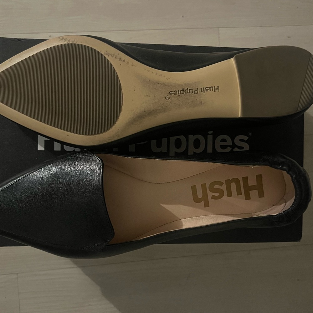 Hush Puppies Women's Elegant Black Flats